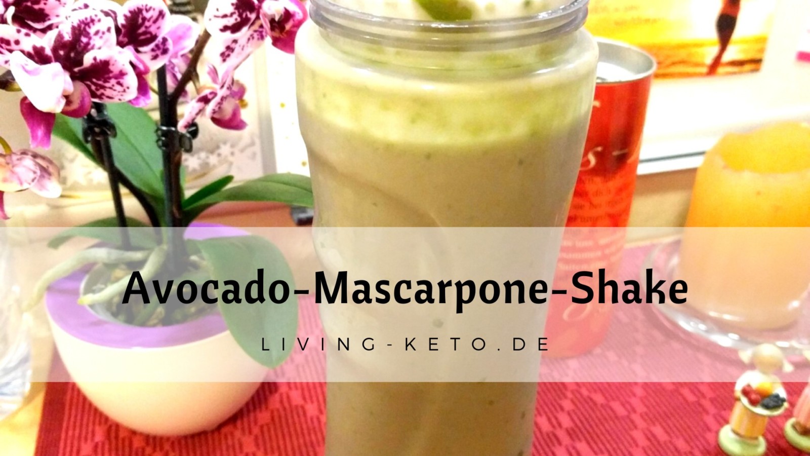 Du betrachtest gerade Avocado-Mascarpone-Shake: Cremig, sättigend und perfekt für Keto