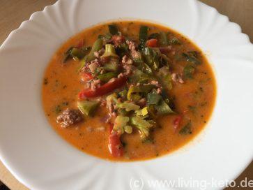 Mehr über den Artikel erfahren Herzhafte Keto Hackfleisch-Gemüsesuppe – Genuss für jede Gelegenheit