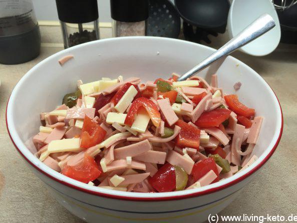 Bunter Wurstsalat | Ketogen Leben