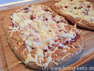 Mehr über den Artikel erfahren Keto – Pizzabrot