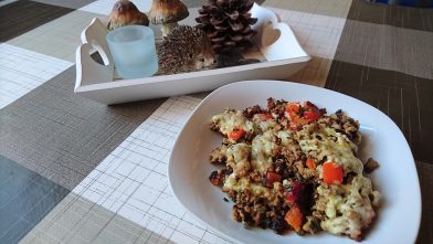 Mehr über den Artikel erfahren Paprika-Hack-Pfanne überbacken