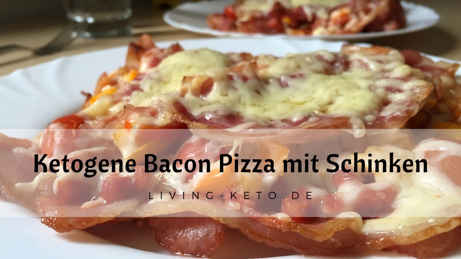 Du betrachtest gerade Bacon Pizza mit Schinken – Dein proteinreicher Low-Carb Genuss