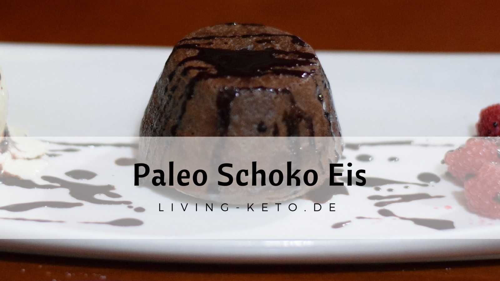 Du betrachtest gerade Paleo Schoko-Eis: Cremige Verführung ohne Zucker für deine Keto-Ernährung