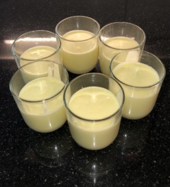 Zitronen Mousse abfuellen