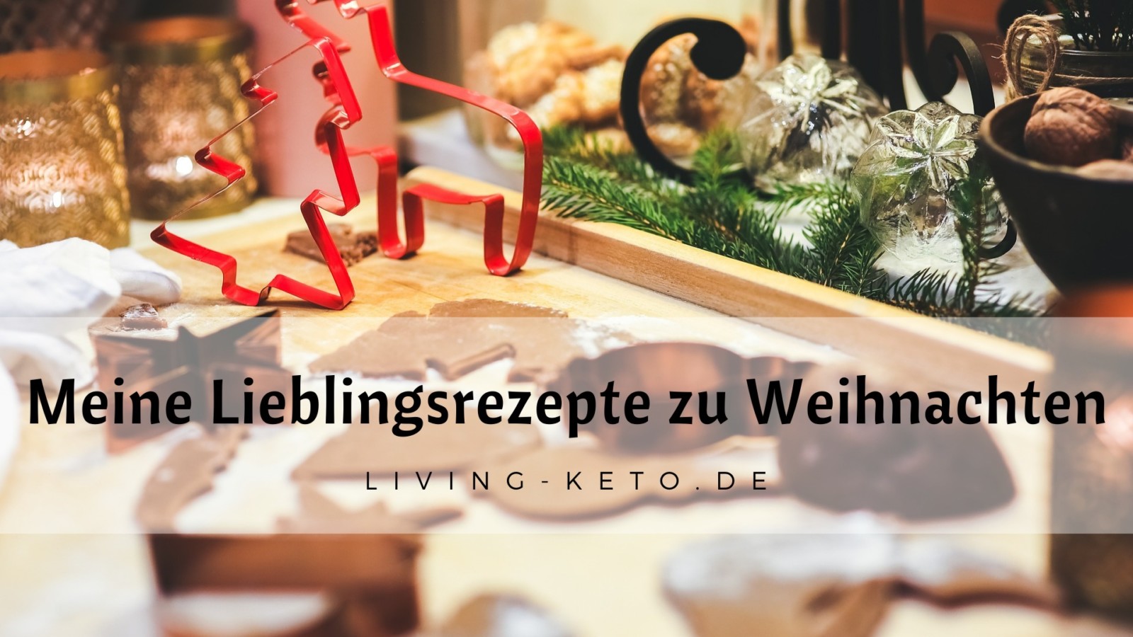 Du betrachtest gerade Ketogene Weihnachtsrezepte – 8 Low Carb Ideen für die Feiertage